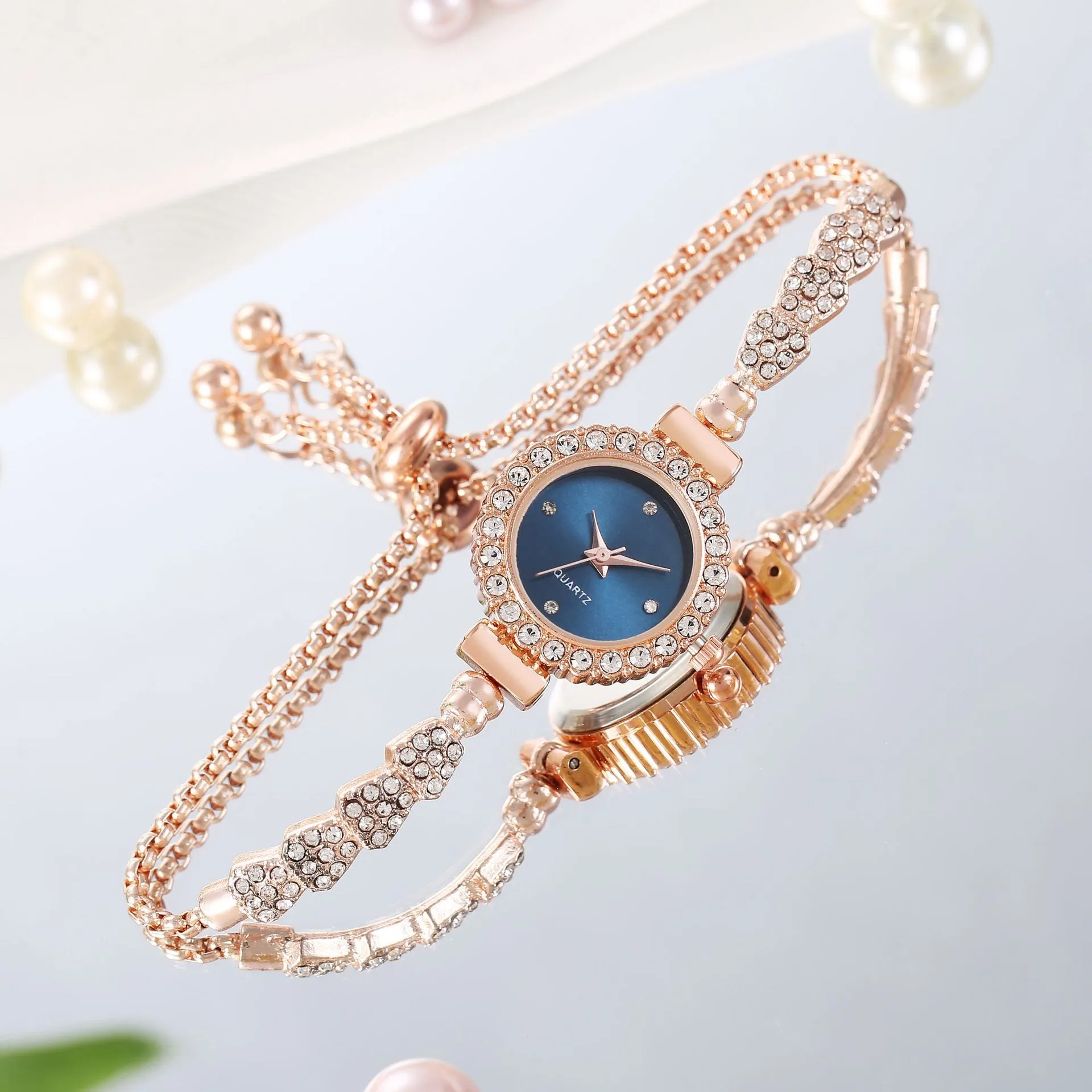 Classic Style Solid Color Telescopic Rope Quartz Women's Watches display picture 6