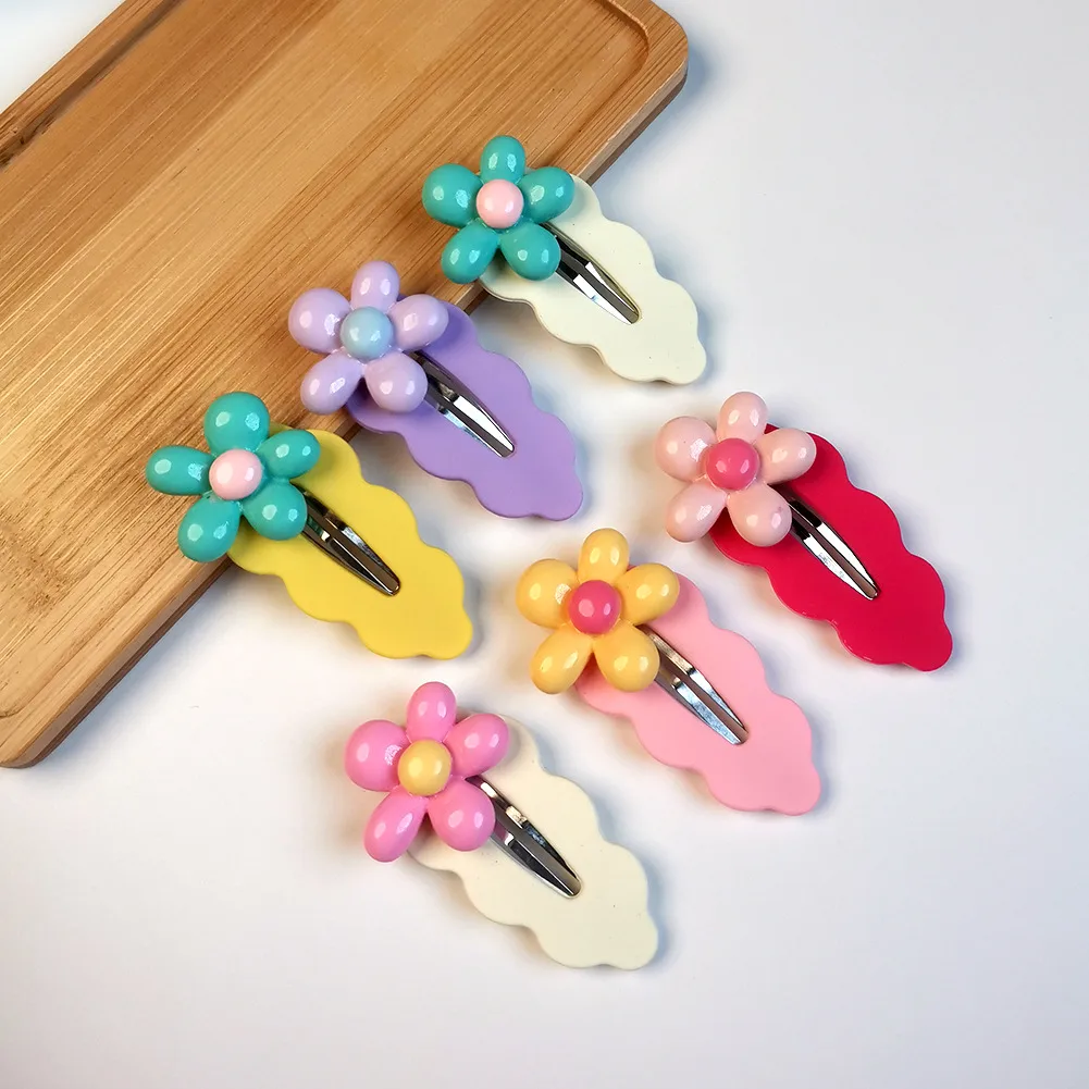 Women's Elegant Flower Resin Stoving Varnish Hair Clip display picture 3