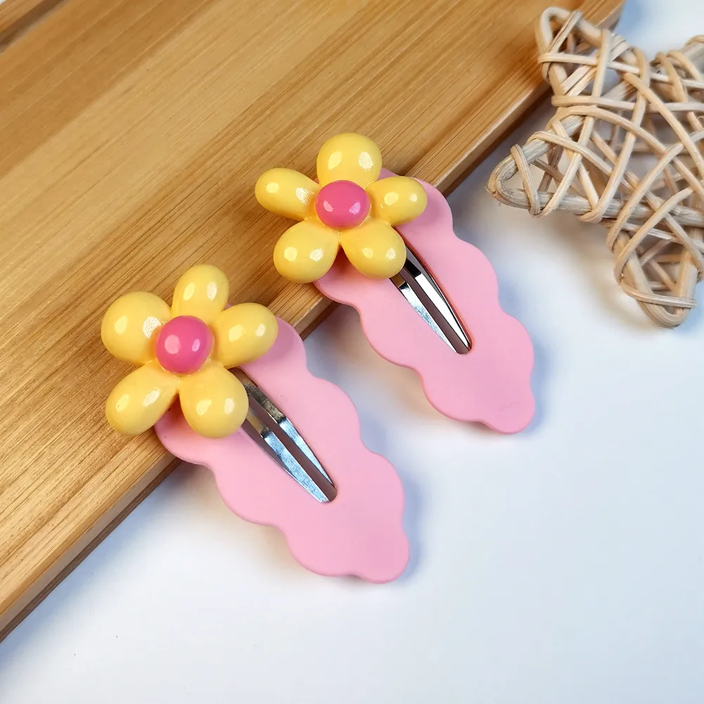 Women's Elegant Flower Resin Stoving Varnish Hair Clip display picture 13