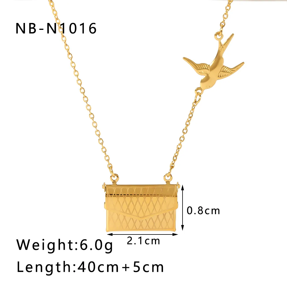 304 Stainless Steel 18K Gold Plated IG Style Simple Style Artistic Plating Hollow Out Inlay Envelope Heart Shape Rhinestones Pendant Necklace display picture 8
