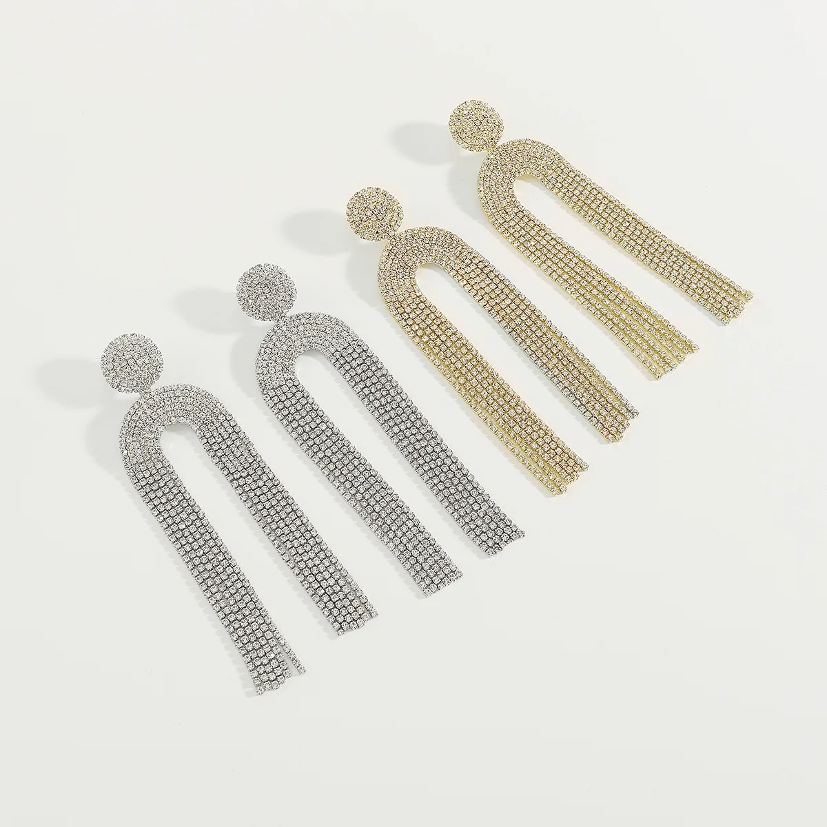 1 Pair Luxurious Modern Style Simple Style Tassel Rhinestone Drop Earrings display picture 1