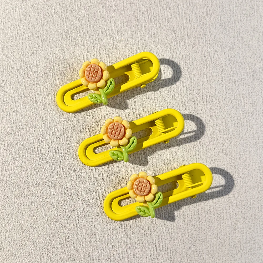 Cute Flower Resin Stoving Varnish Hair Clip display picture 6