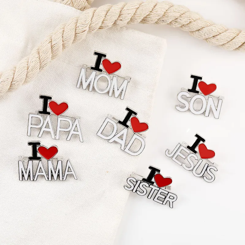 Simple Style Letter Heart Shape Alloy Unisex Brooches display picture 5