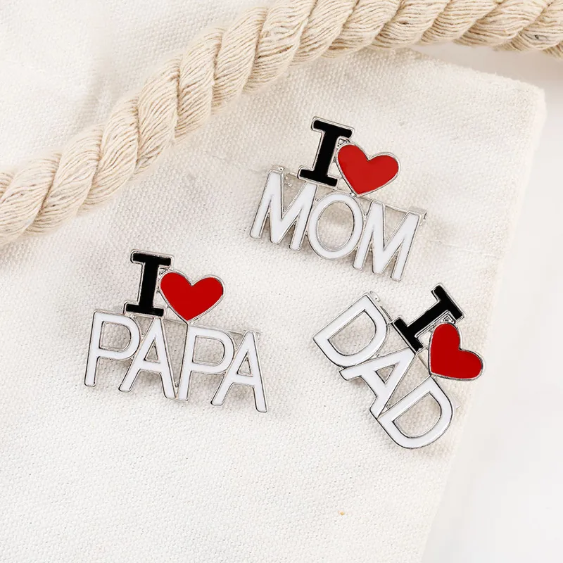 Simple Style Letter Heart Shape Alloy Unisex Brooches display picture 6