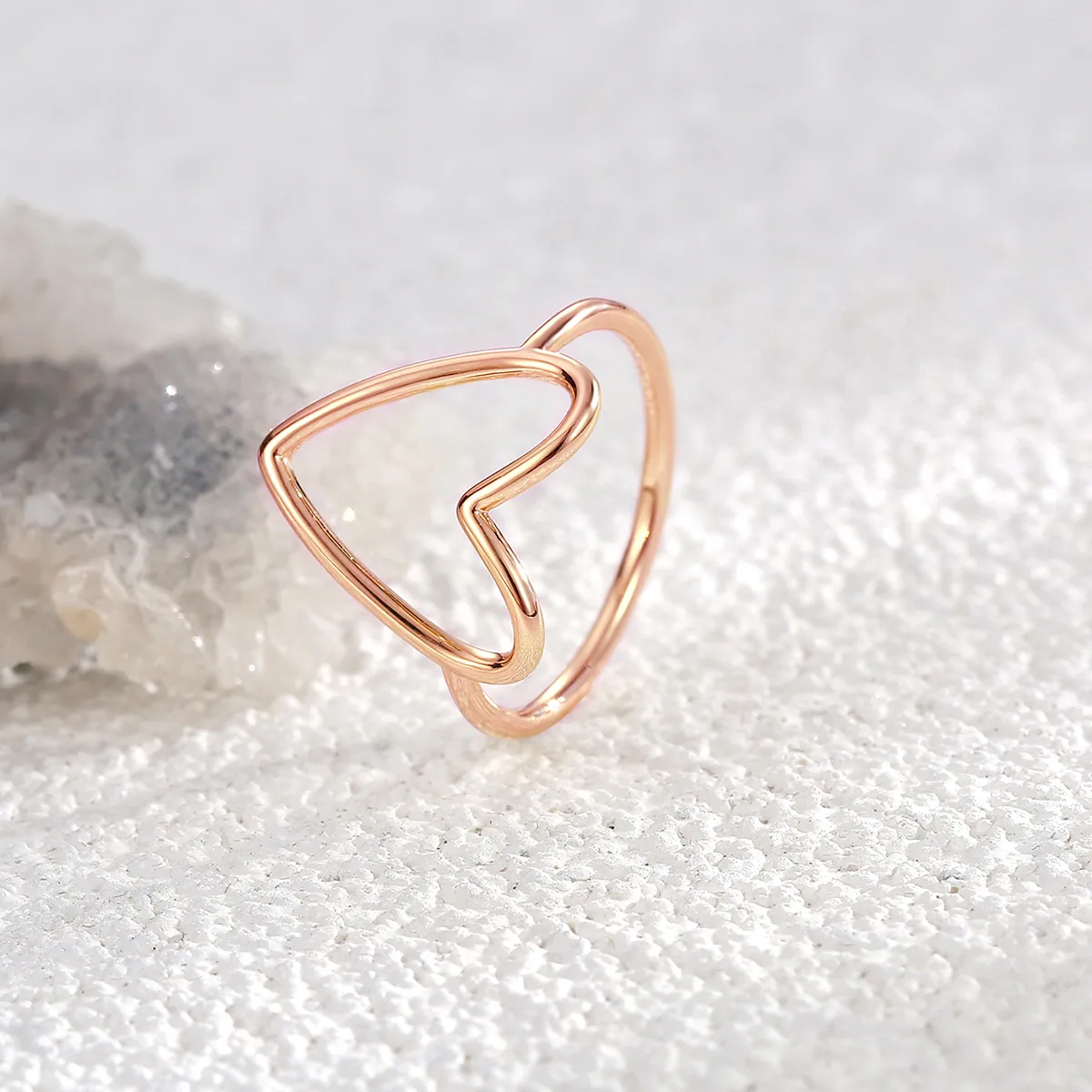 Sweet Solid Color Heart Shape Copper Plating Hollow Out 18k Gold Plated Rose Gold Plated Silver Plated Rings display picture 6