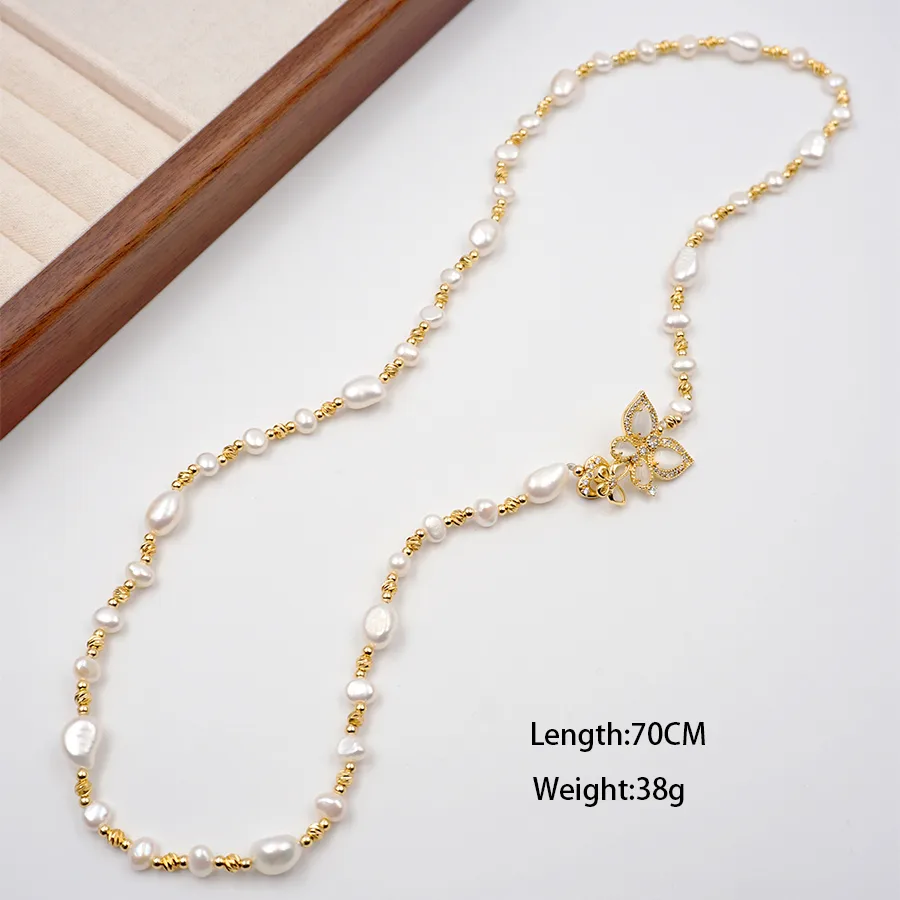 Retro Artistic Butterfly Imitation Pearl Copper Beaded Plating Gold Plated Necklace display picture 6