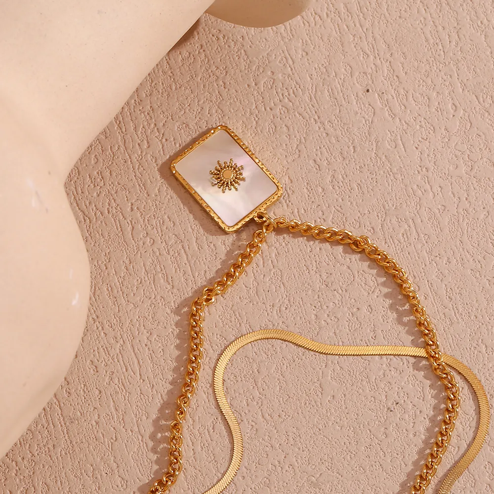 Wholesale Jewelry IG Style Classic Style Sun Square 304 Stainless Steel Shell 18K Gold Plated Plating Inlay Double Layer Necklaces display picture 8