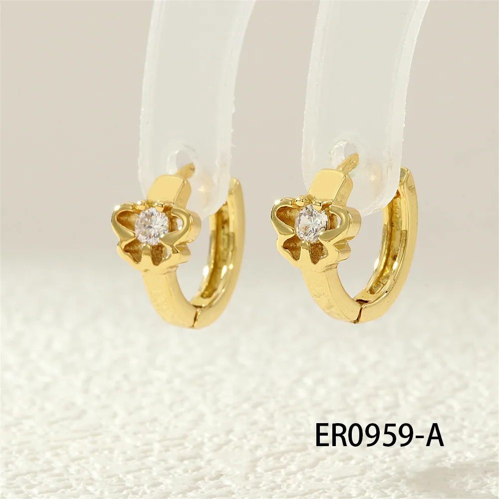 1 Pair IG Style Simple Style Commute Flower Butterfly Inlay Copper Zircon 18K Gold Plated Earrings display picture 2