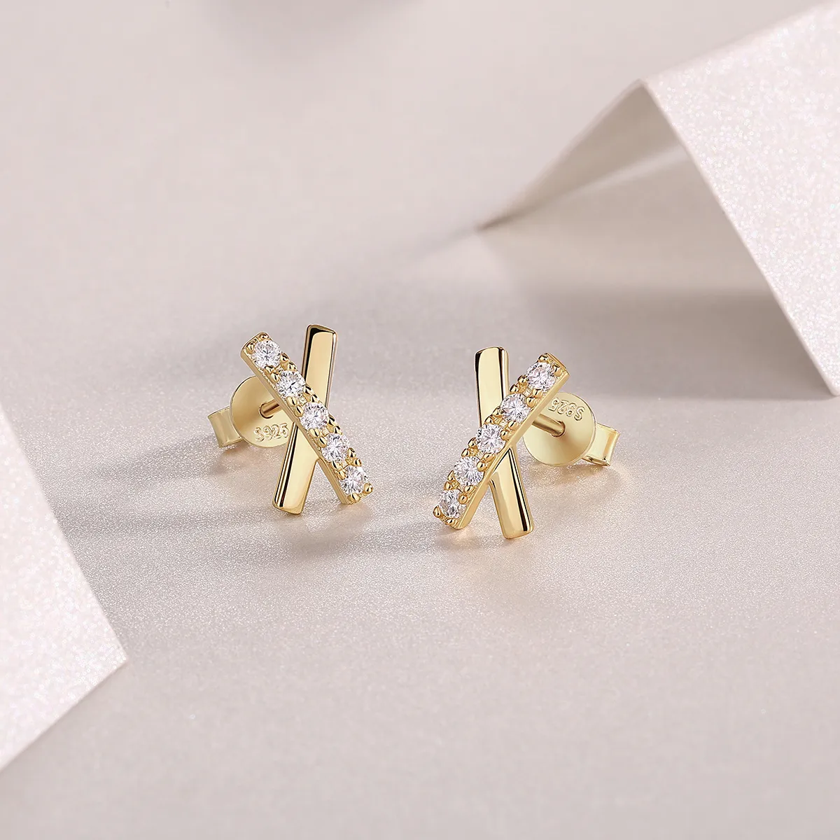 1 Pair 925 Sterling Silver Moissanite GRA Certificate Geometric Ear Studs display picture 5