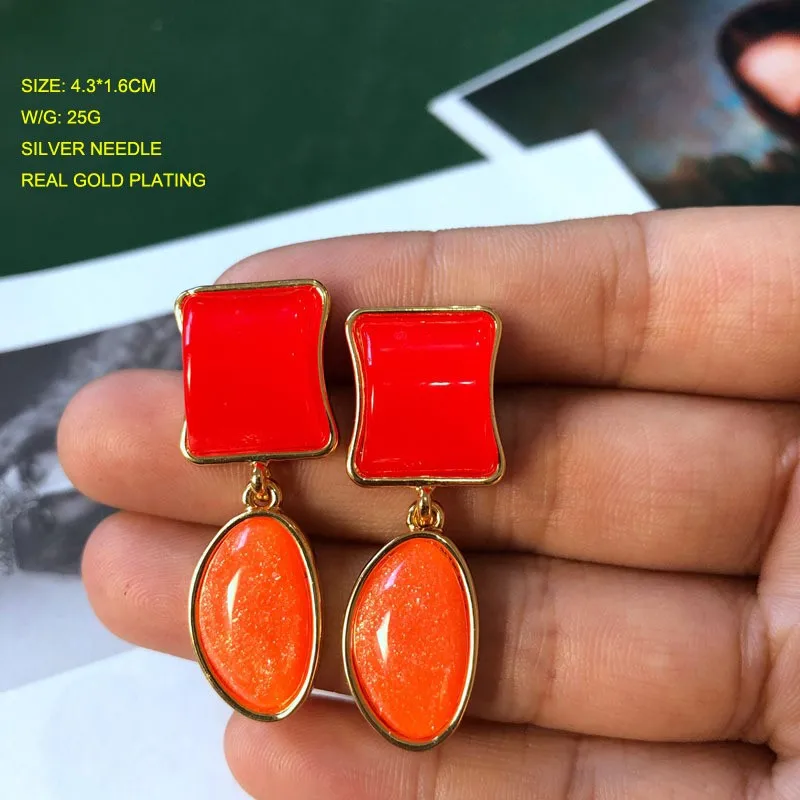 1 Pair Vintage Style Classic Style Geometric Inlay Alloy Resin Drop Earrings display picture 5