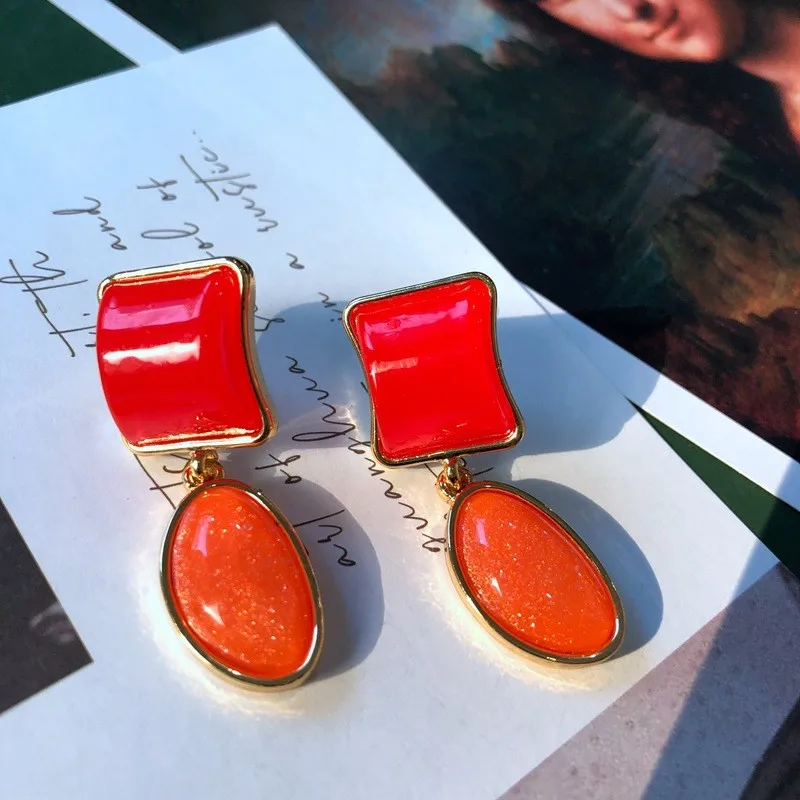1 Pair Vintage Style Classic Style Geometric Inlay Alloy Resin Drop Earrings display picture 6