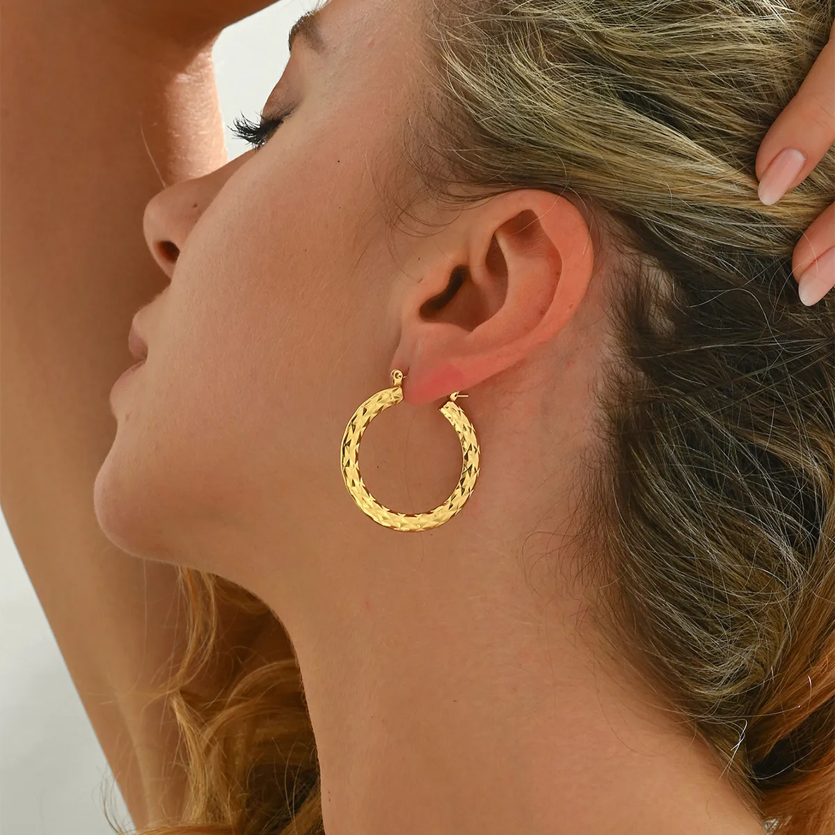 1 Pair Casual Elegant Classic Style Irregular 201 Stainless Steel Earrings display picture 11
