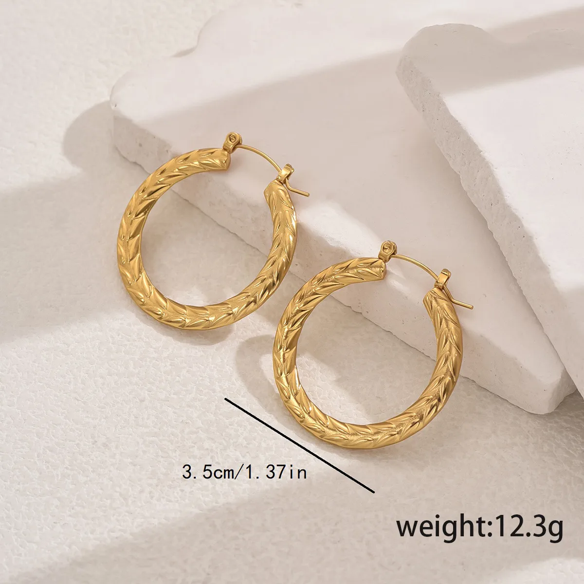 1 Pair Casual Elegant Classic Style Irregular 201 Stainless Steel Earrings display picture 6