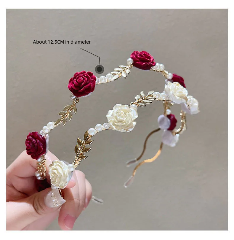 Rose Pearl Headband Summer French Retro High-end Sense Hair Clip Headwear Niche Design Pressure Hair High Cranial Top Hair Accessories display picture 10