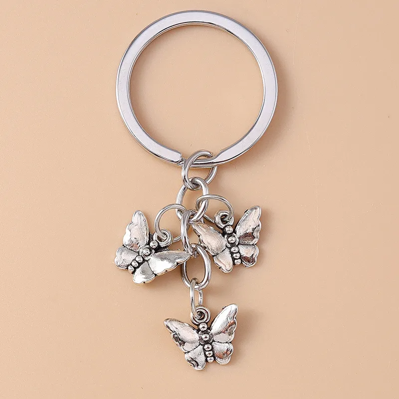 Cute Commute Leaf Butterfly Alloy Bag Pendant Keychain display picture 5