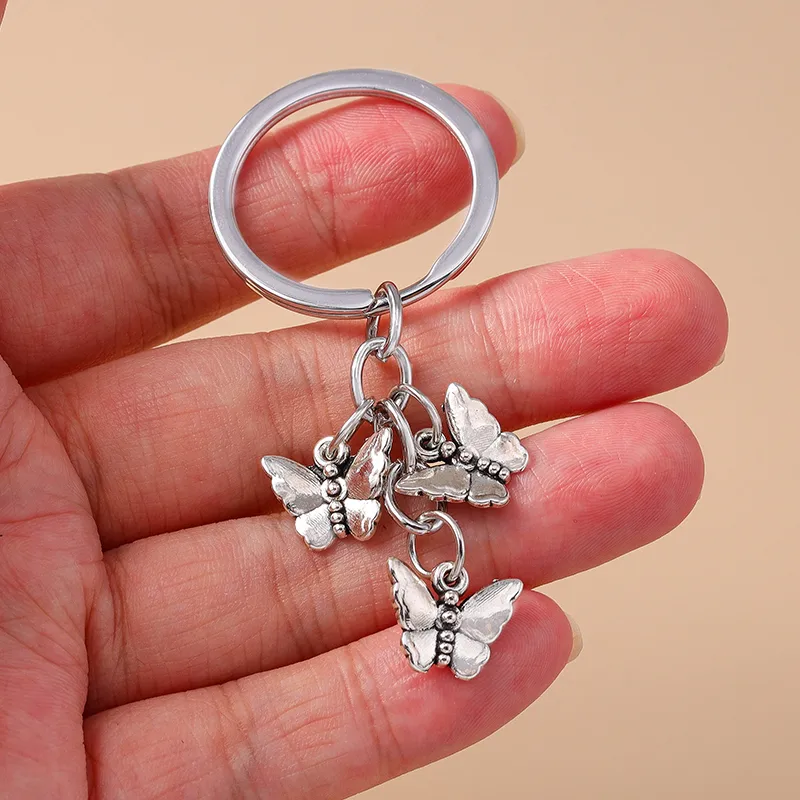 Cute Commute Leaf Butterfly Alloy Bag Pendant Keychain display picture 10