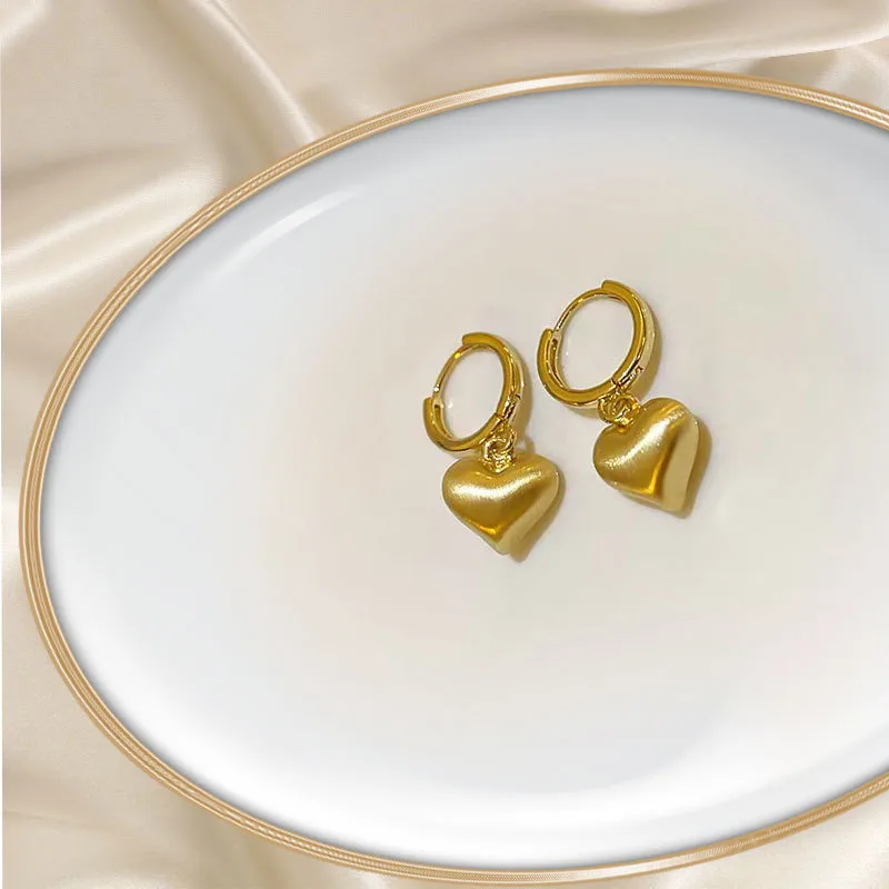 1 Pair Casual Artistic Commute Heart Shape Plating Copper Drop Earrings display picture 2