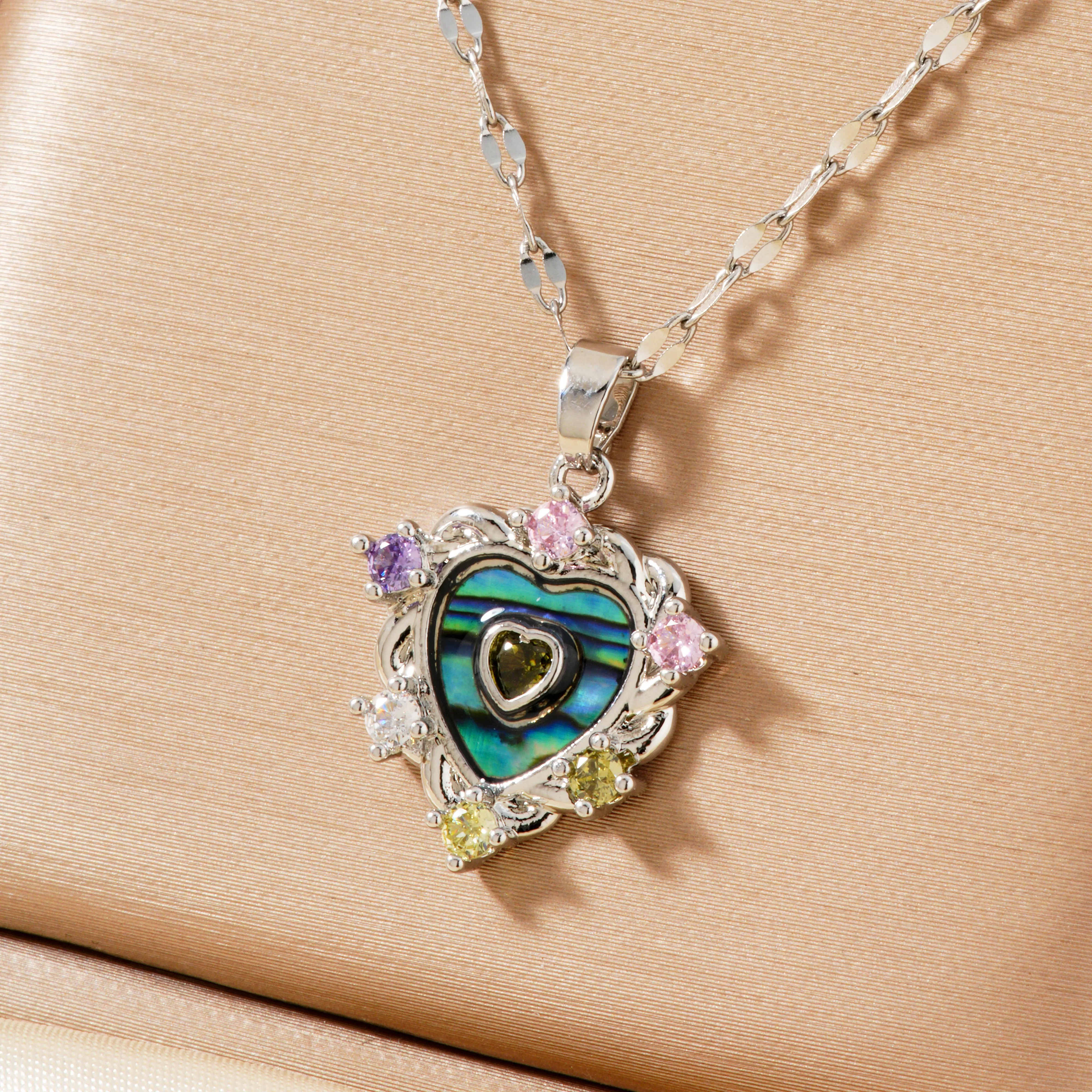 Wholesale Jewelry Elegant Cute Shiny Heart Shape 304 Stainless Steel Copper Zircon K Gold Plated Rhodium Plated Inlay Pendant Necklace display picture 7