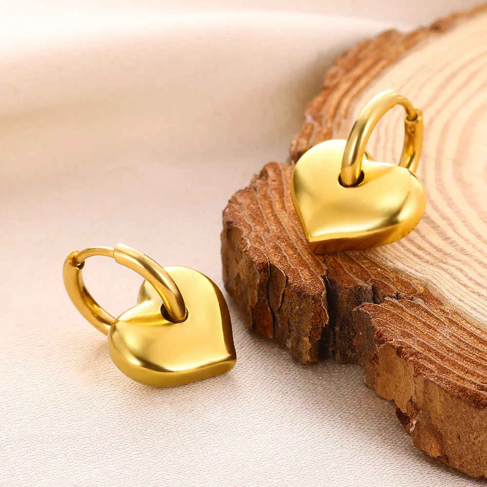 1 Pair Casual Simple Style Streetwear Heart Shape 304 Stainless Steel 18K Gold Plated Earrings display picture 7