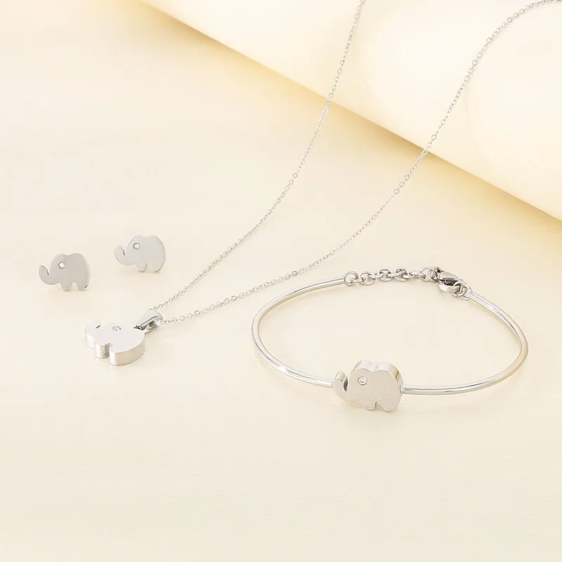 Wholesale Jewelry Simple Style Elephant 304 Stainless Steel 18K Gold Plated Jewelry Set display picture 2