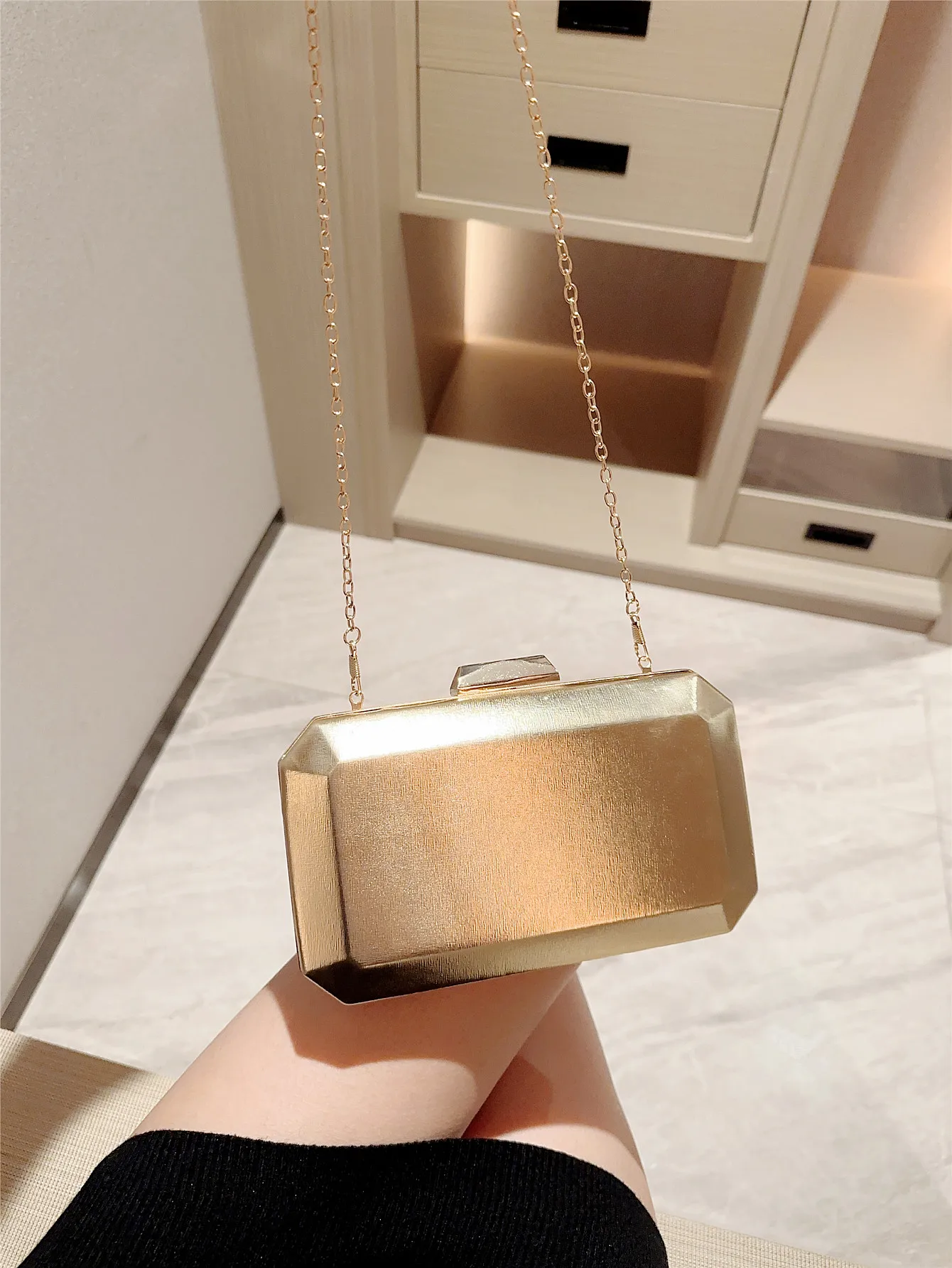 Gold Silver Pu Leather Solid Color Square Evening Bags display picture 2