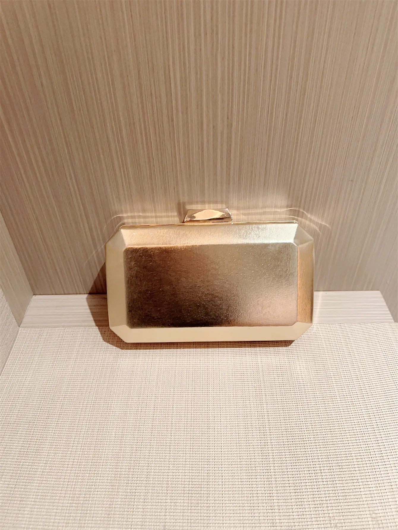 Gold Silver Pu Leather Solid Color Square Evening Bags display picture 3