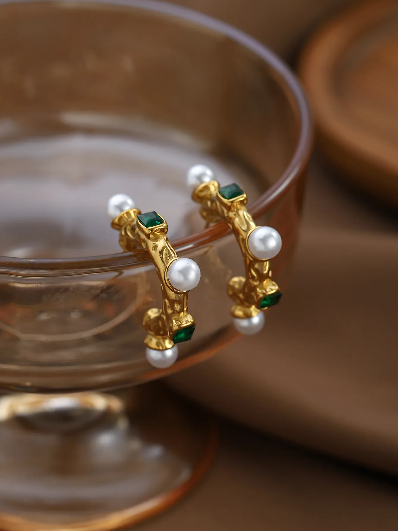 1 Pair Elegant Classical Vintage Style Letter 304 Stainless Steel Earrings display picture 3