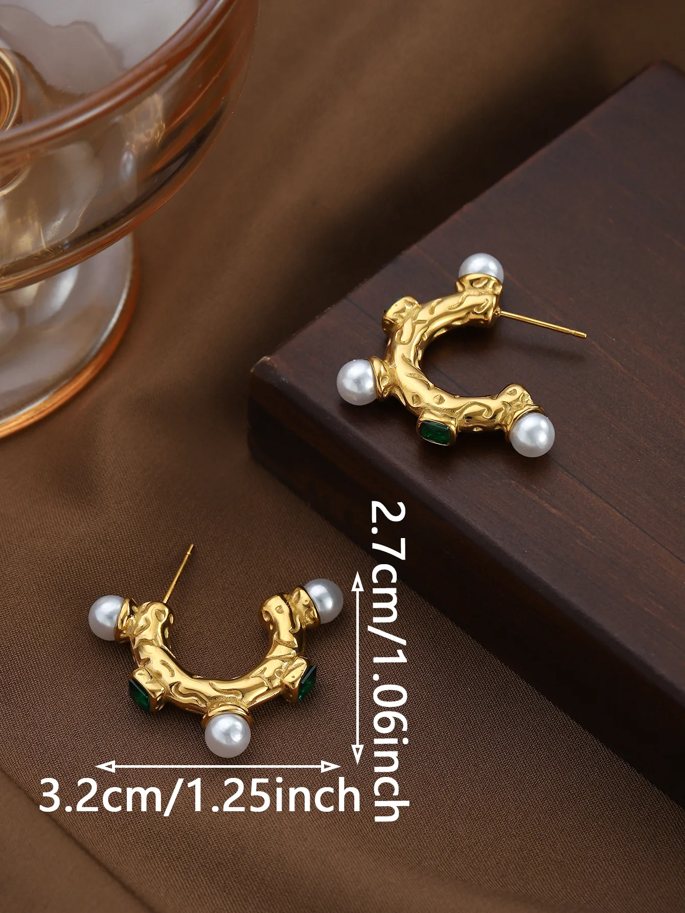 1 Pair Elegant Classical Vintage Style Letter 304 Stainless Steel Earrings display picture 9
