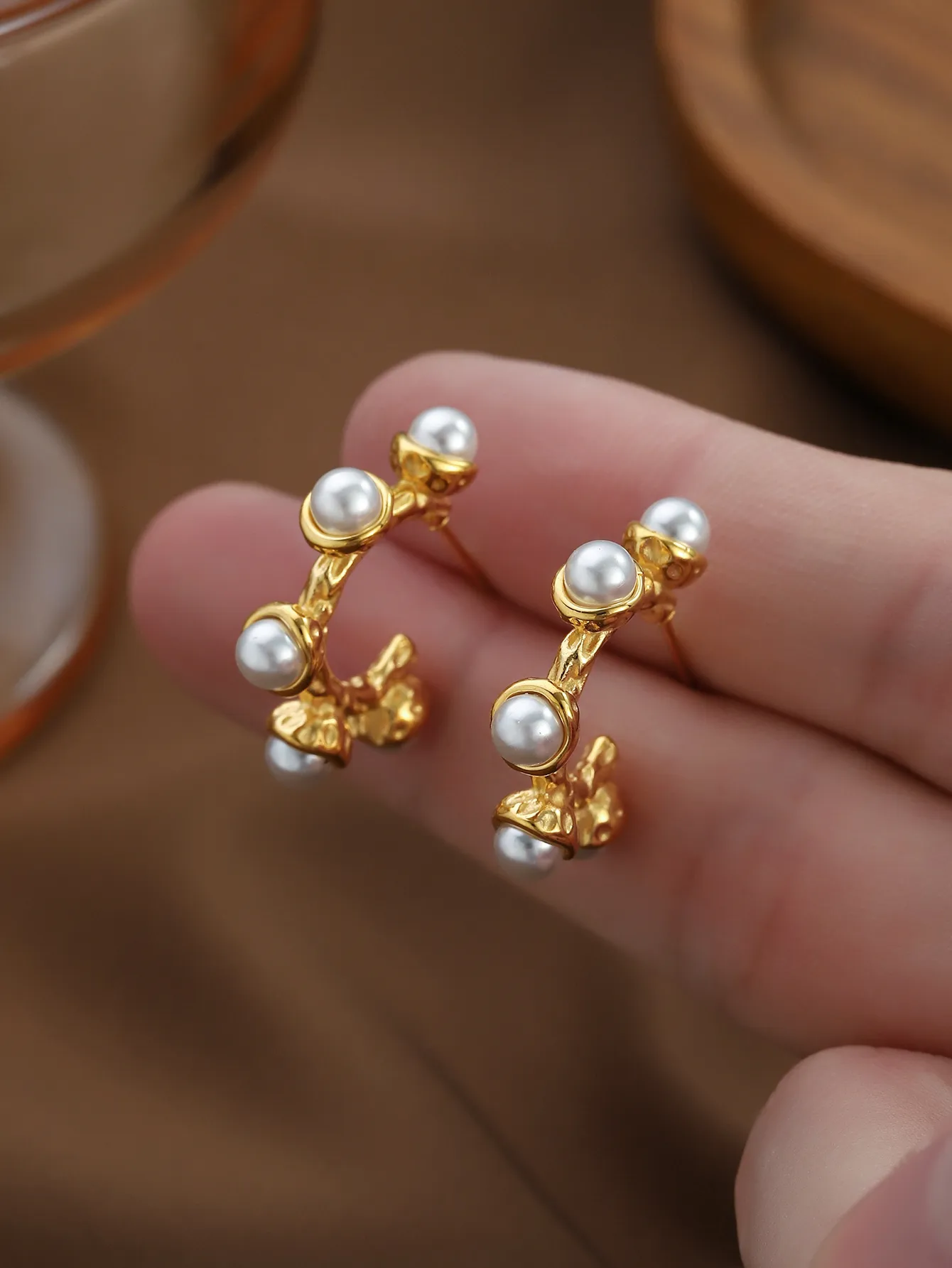 1 Pair Elegant Classical Vintage Style Letter 304 Stainless Steel Earrings display picture 15