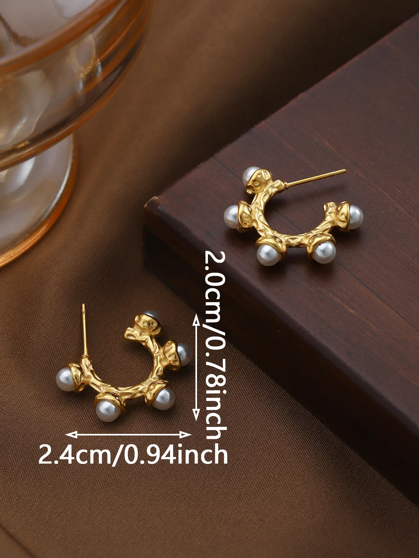 1 Pair Elegant Classical Vintage Style Letter 304 Stainless Steel Earrings display picture 17