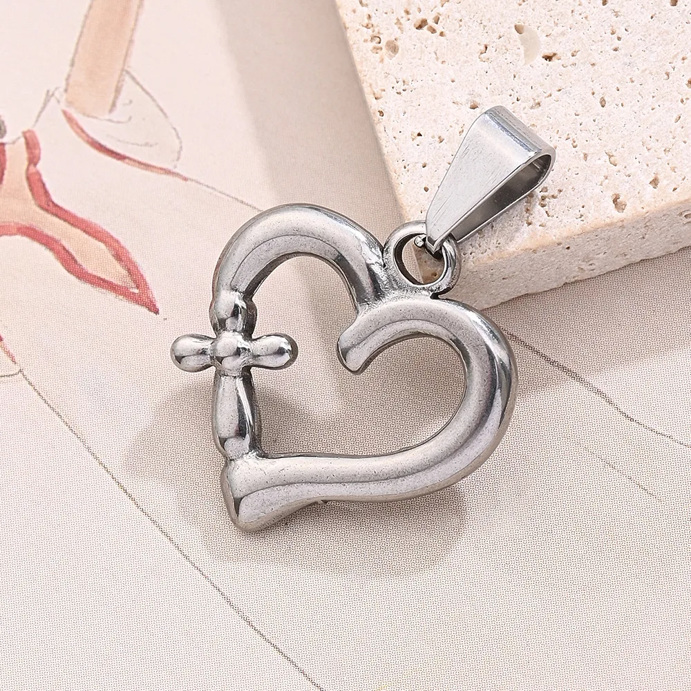 1 Pc/Package 19x18mm 20x19mm 30x21mm 7x3mm 304 Stainless Steel Cross Heart Shape Spiral Stripe Polished Pendant display picture 4