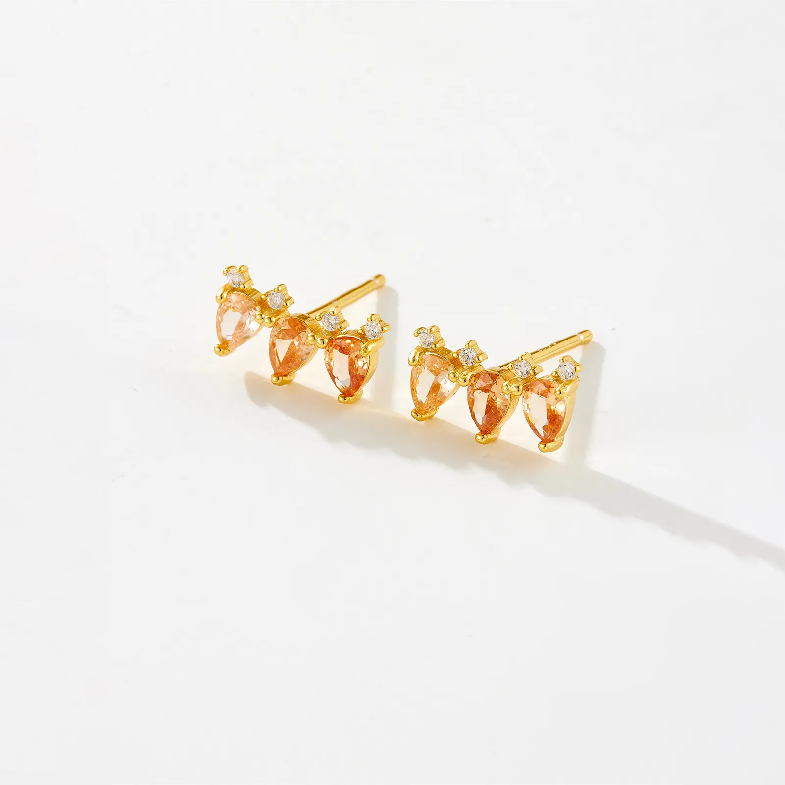 1 Pair 18K Gold Plated White Gold Plated 925 Sterling Silver Zircon Geometric Ear Studs display picture 2