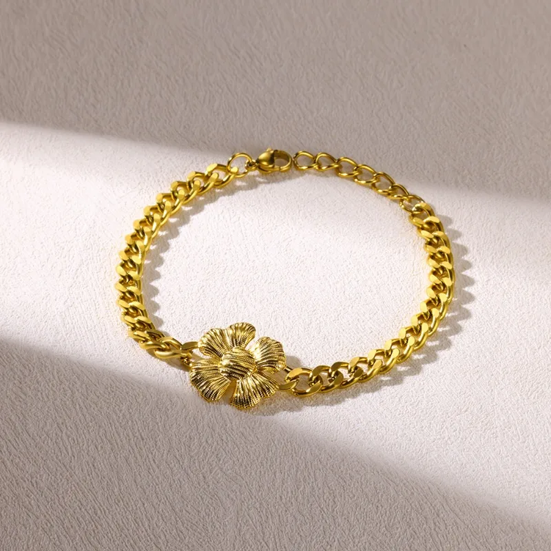 Romantic Pastoral Solid Color Flower 304 Stainless Steel Bracelets In Bulk display picture 2