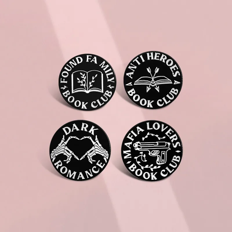 Cartoon Style Punk Cowboy Style Letter Pistol Alloy Stamping Stoving Varnish Plating Unisex Brooches Collar Pin display picture 5