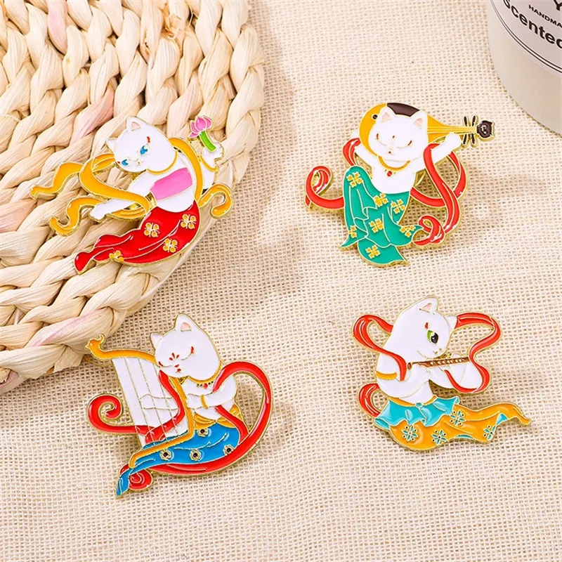 Cartoon Style Cat Alloy Stamping Stoving Varnish Plating Unisex Brooches Collar Pin display picture 7