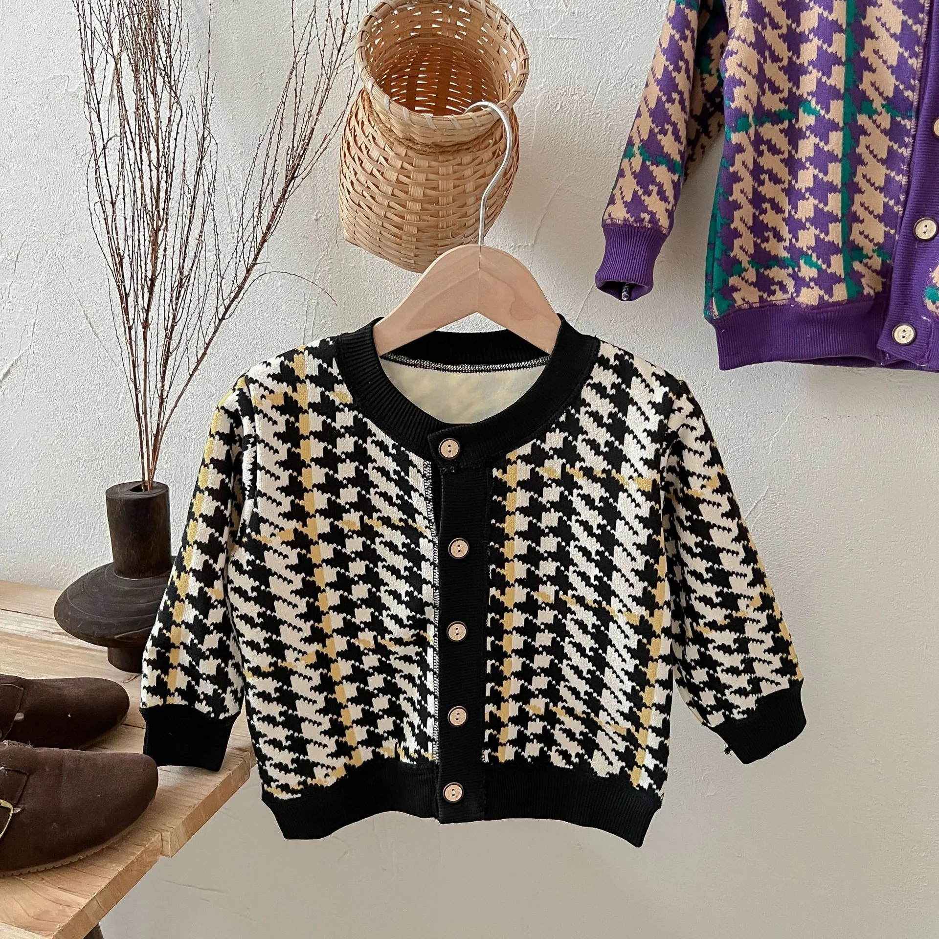 Autumn And Winter New Children's  Knitted Coat Boys And Girls Baby Warm Cardigan Thickened Outer Coat display picture 15