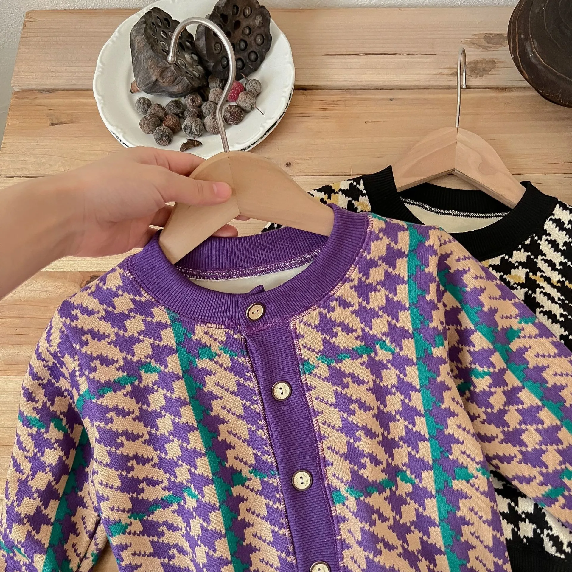 Autumn And Winter New Children's  Knitted Coat Boys And Girls Baby Warm Cardigan Thickened Outer Coat display picture 18