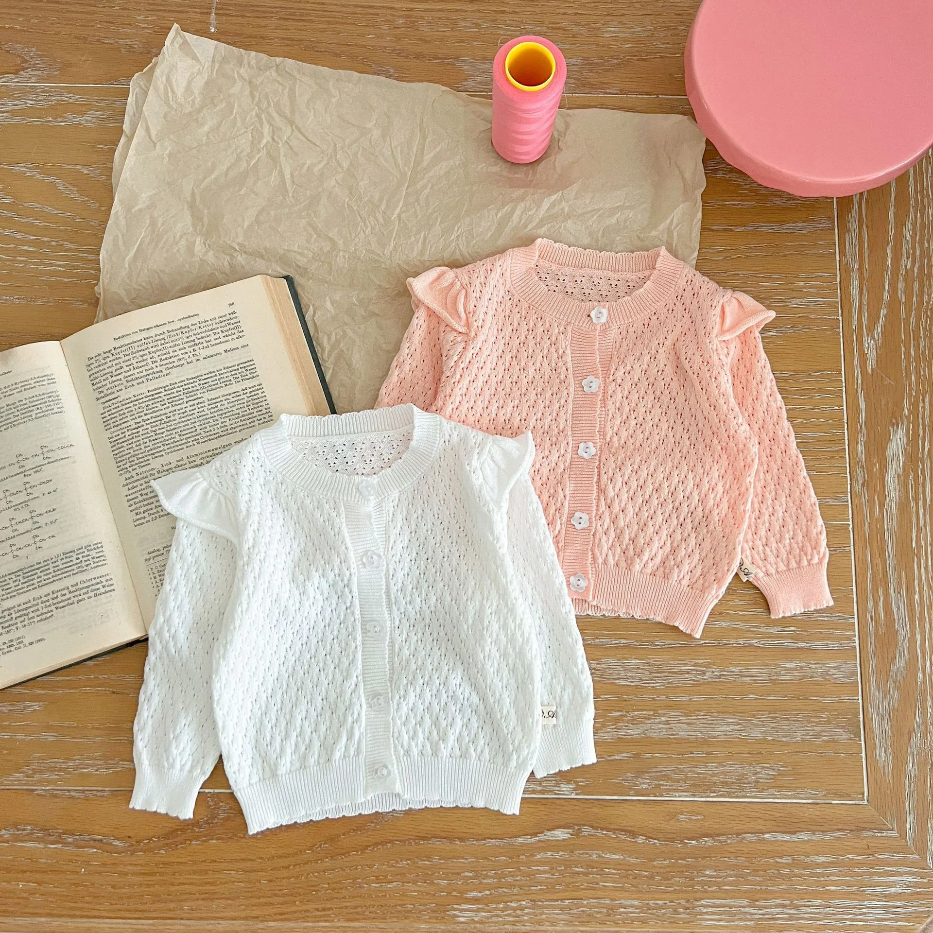 Girls' Cardigan Sweater Coat Baby Girls' Knitted Sunscreen Air-conditioning Shirt Spring And Autumn Breathable Western Style Lace Coat display picture 5