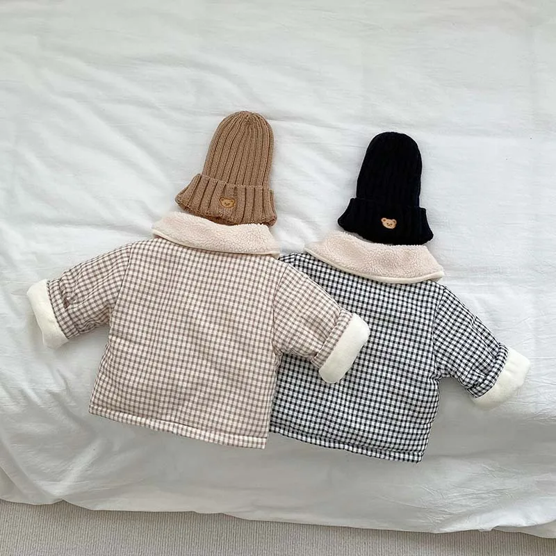 Winter Fleece-lined Thick Coat Baby Boys And Girls Cotton-padded Coat Baby's Lapel Plaid Warm Kids Top display picture 3