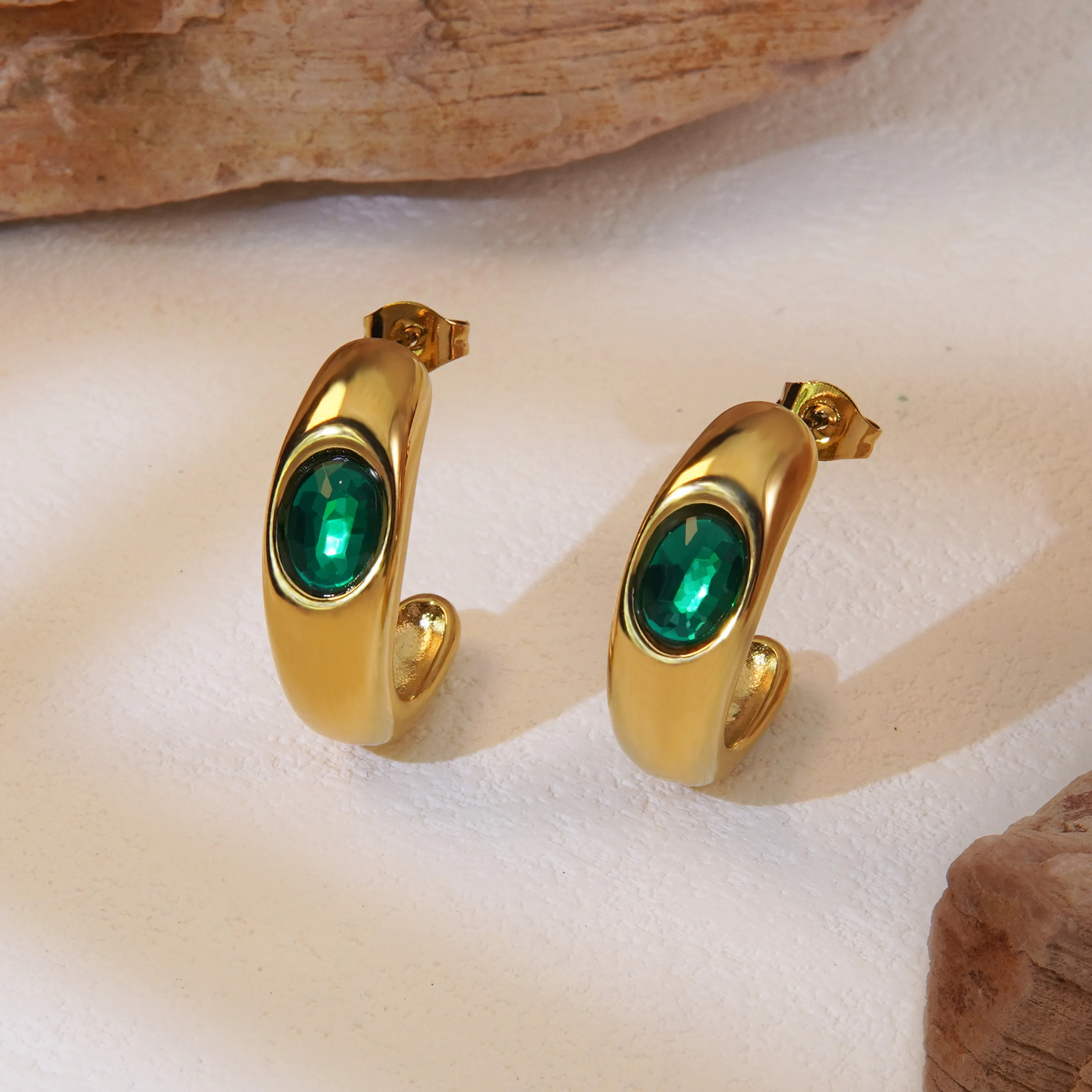 1 Pair Elegant Simple Style Geometric 304 Stainless Steel 18K Gold Plated Ear Studs display picture 3