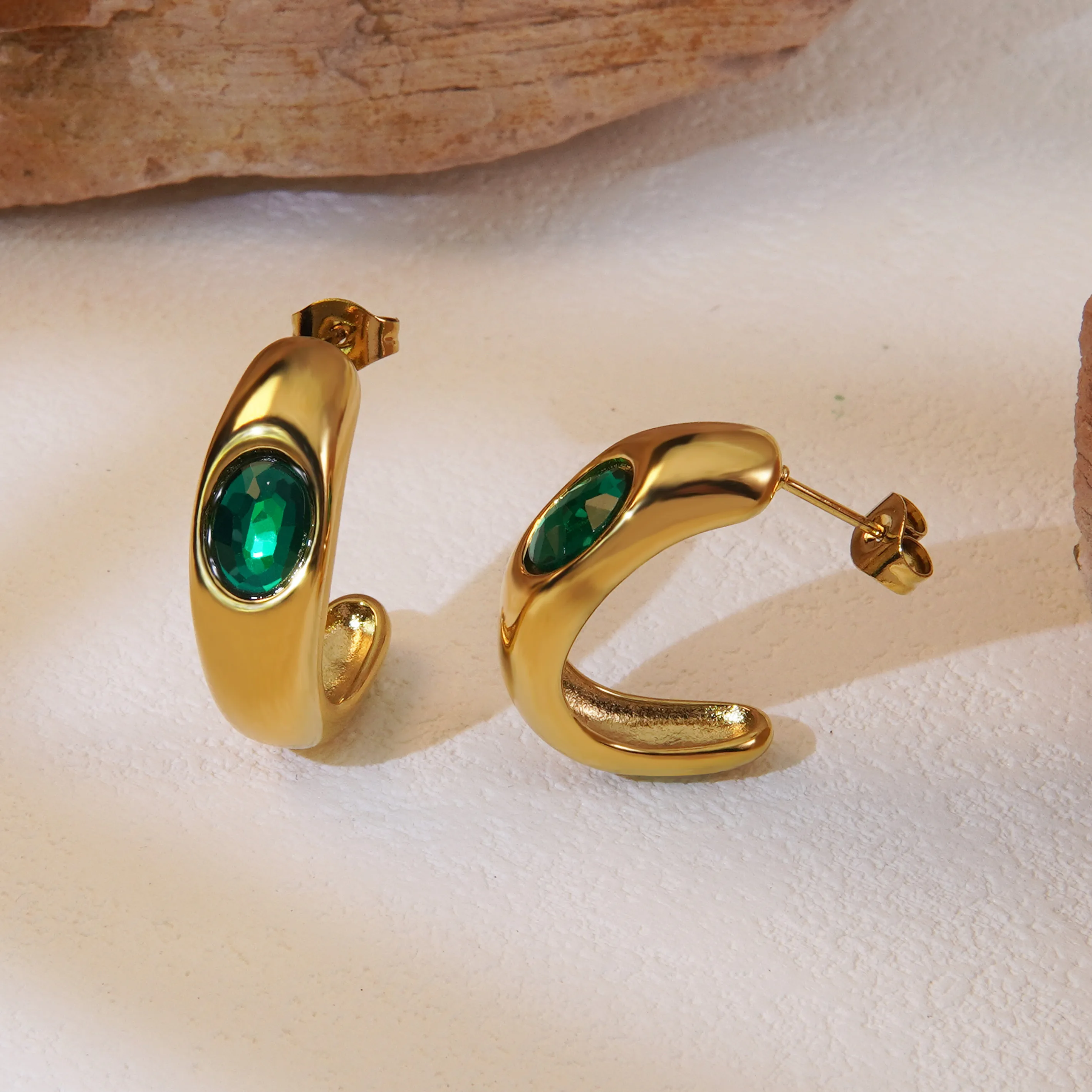 1 Pair Elegant Simple Style Geometric 304 Stainless Steel 18K Gold Plated Ear Studs display picture 4