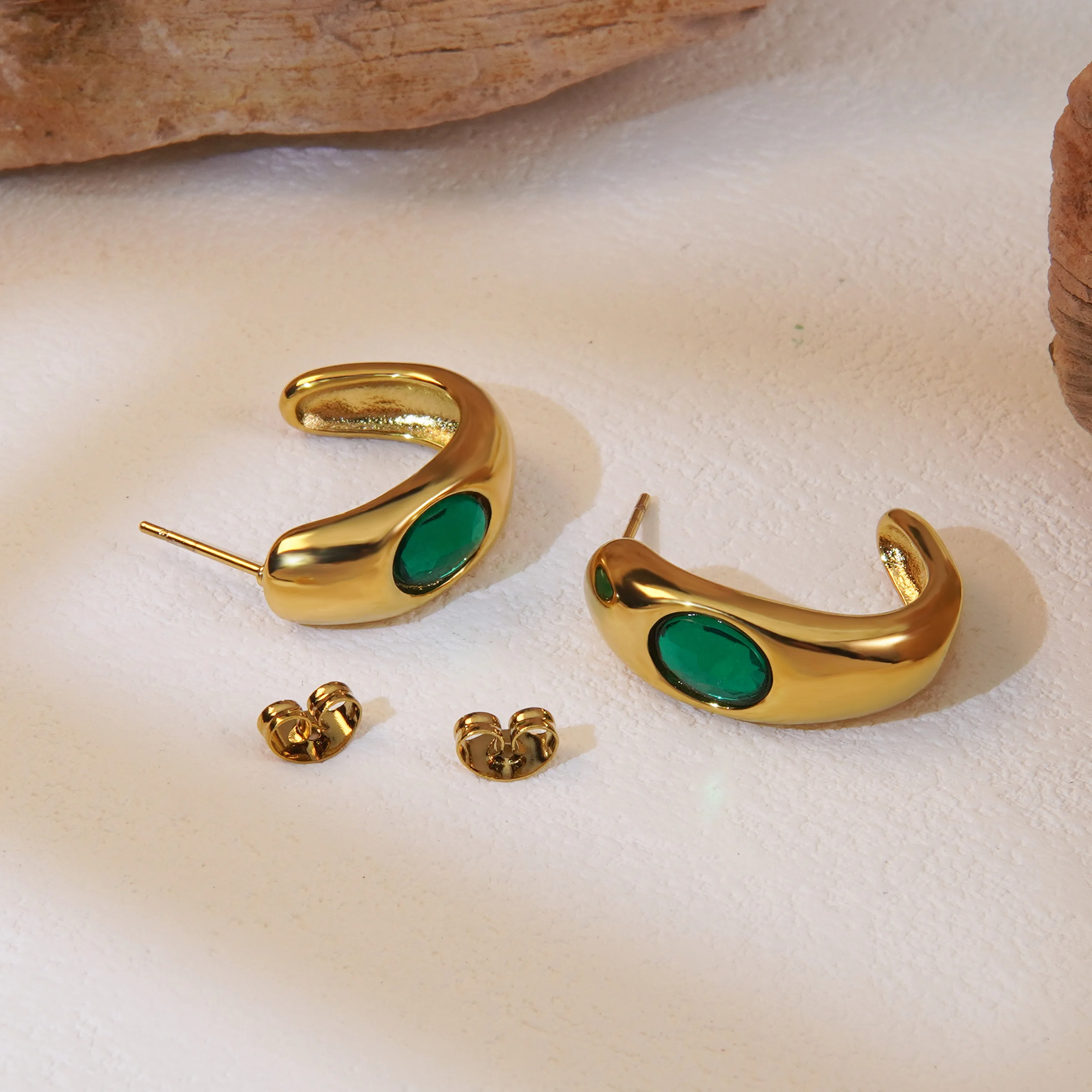 1 Pair Elegant Simple Style Geometric 304 Stainless Steel 18K Gold Plated Ear Studs display picture 6
