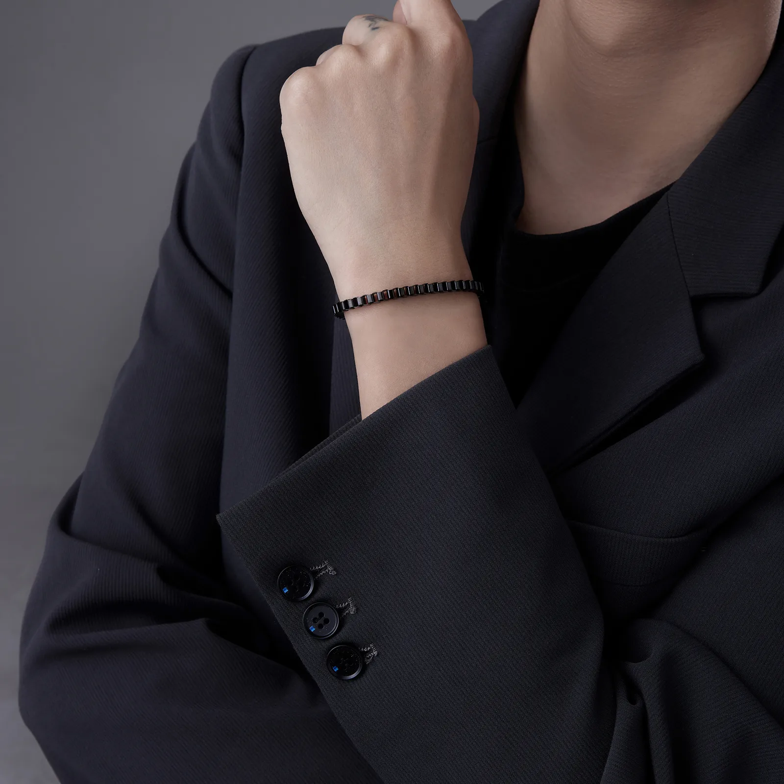 Retro Punk Solid Color 304 Stainless Steel Men's Bracelets display picture 2