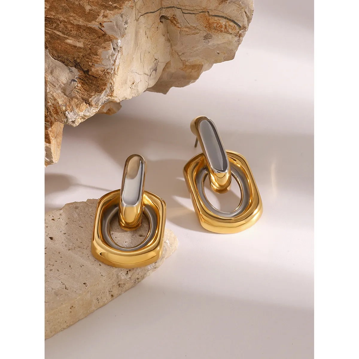 1 Pair Retro Classic Style Geometric 304 Stainless Steel Drop Earrings display picture 8