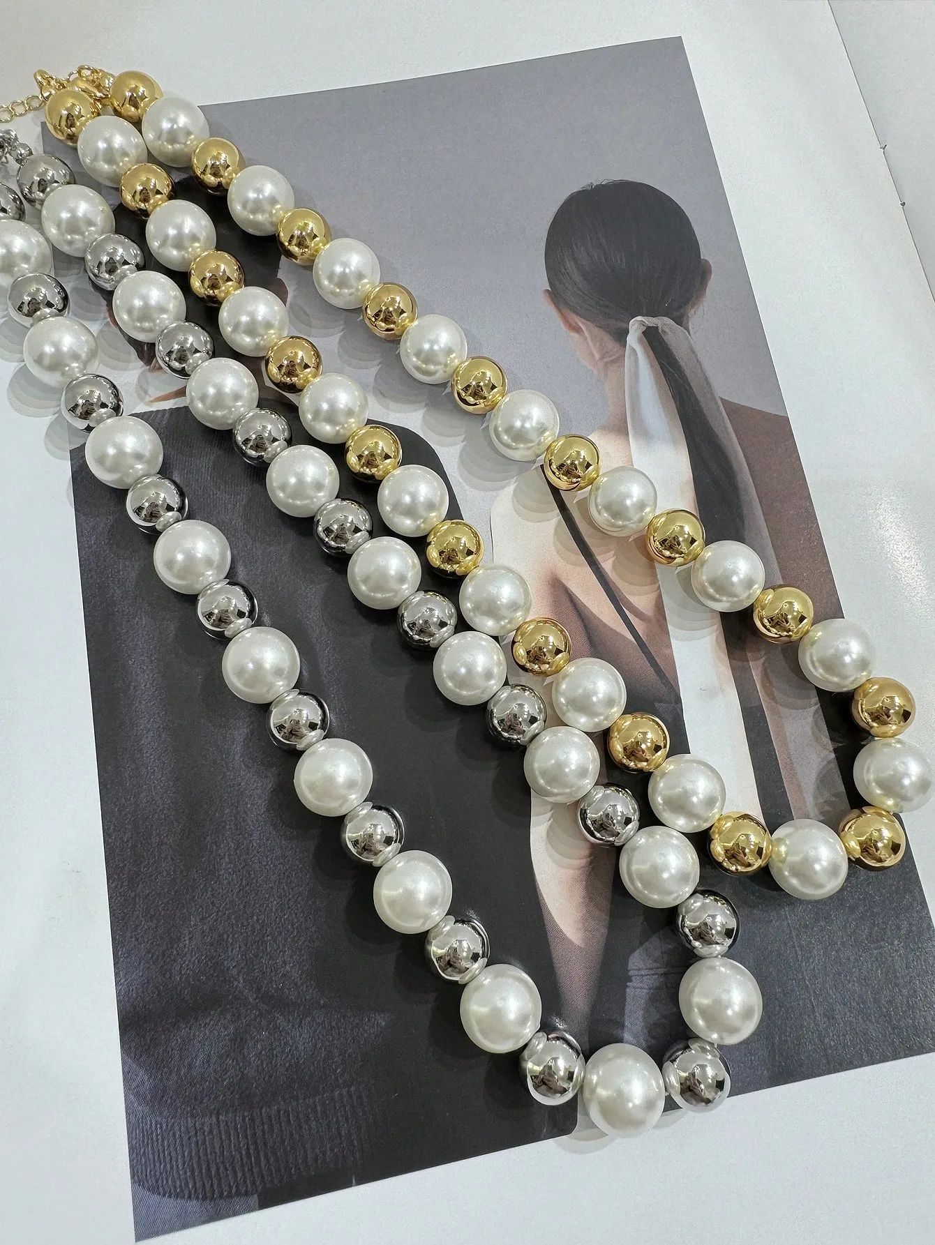 Elegant Romantic Pearl 18K Gold Plated Artificial Pearl Brass Wholesale Necklace display picture 1