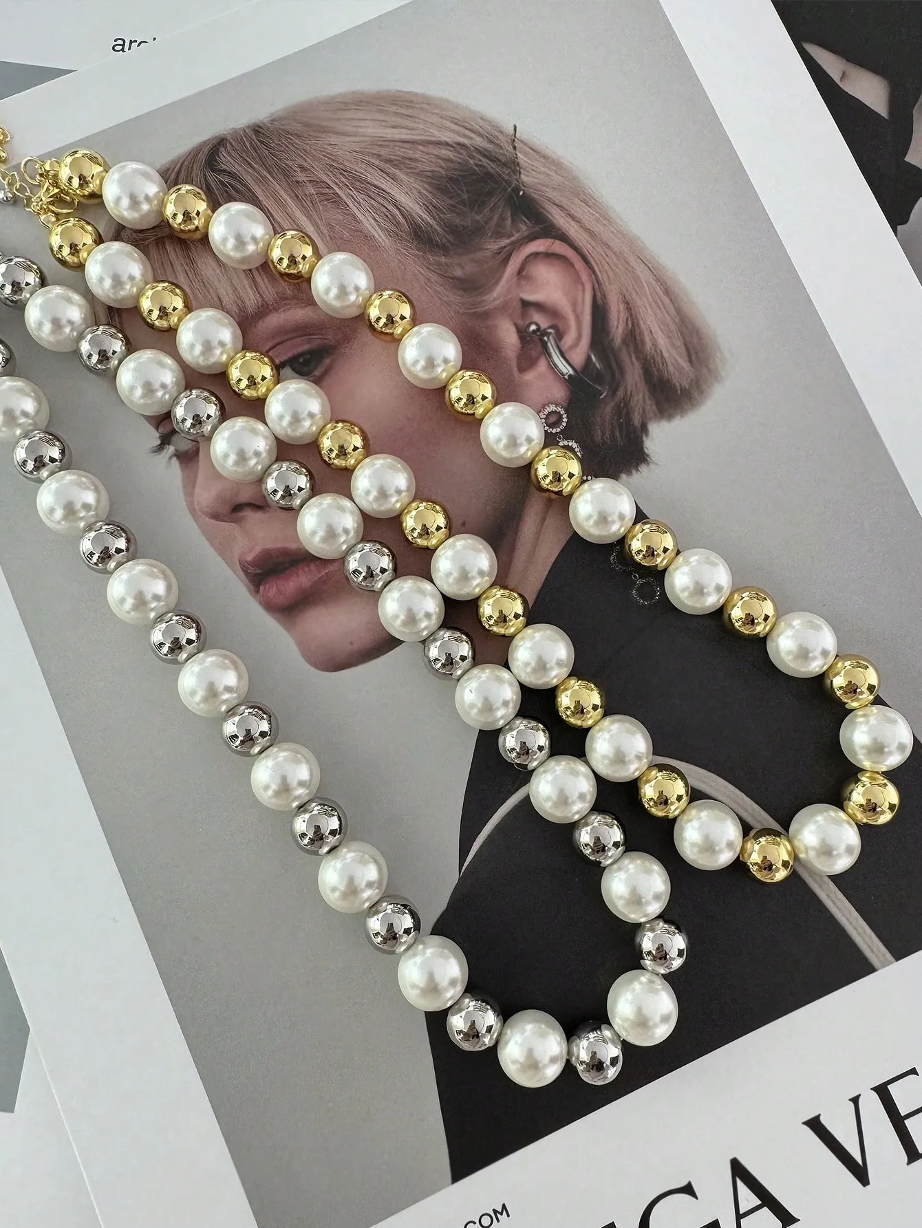 Elegant Romantic Pearl 18K Gold Plated Artificial Pearl Brass Wholesale Necklace display picture 5