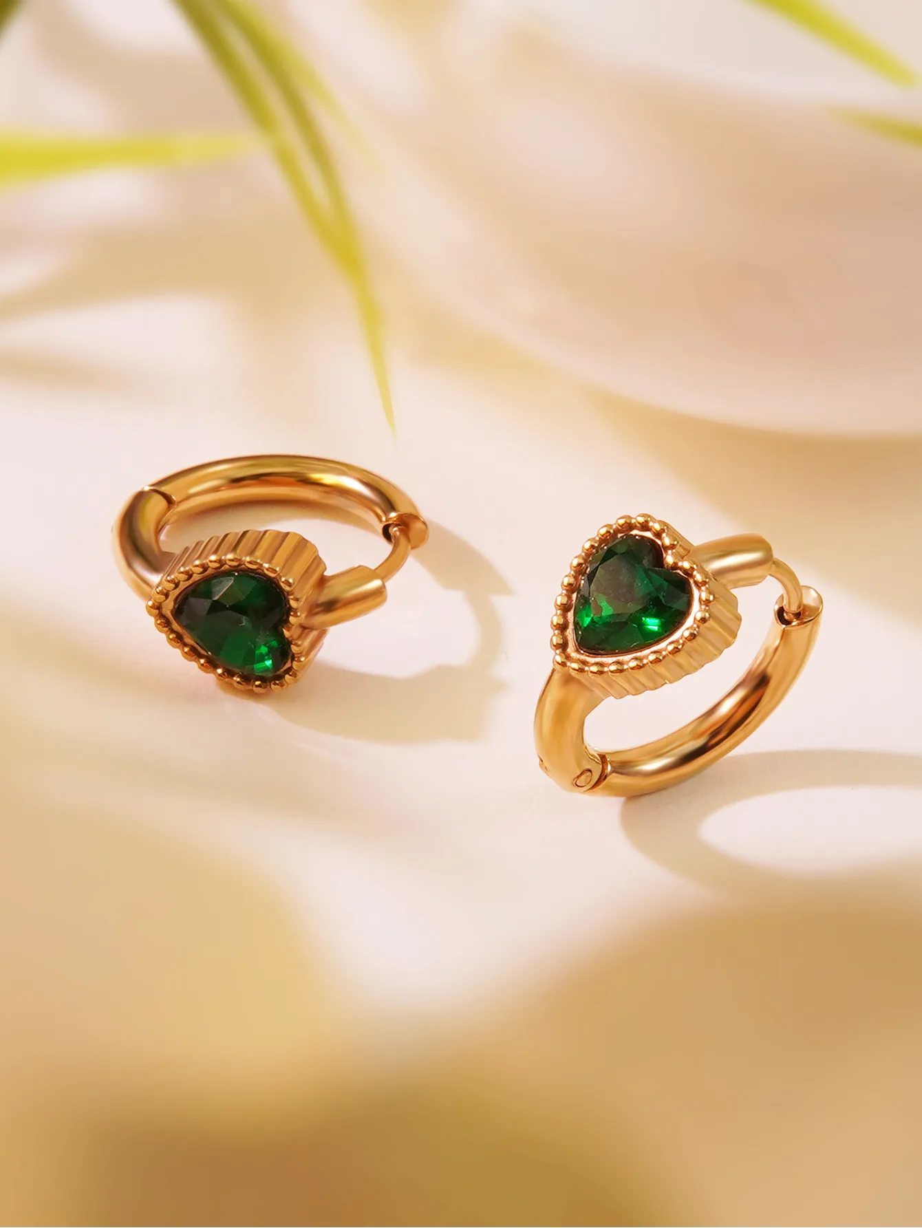 1 Pair Simple Style Heart Shape 304 Stainless Steel Earrings display picture 3