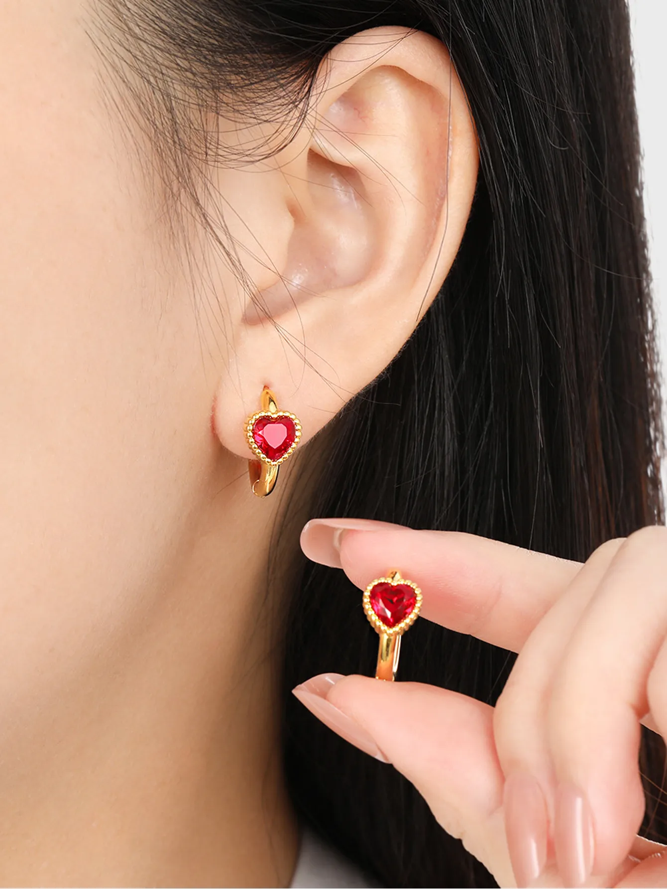 1 Pair Simple Style Heart Shape 304 Stainless Steel Earrings display picture 7