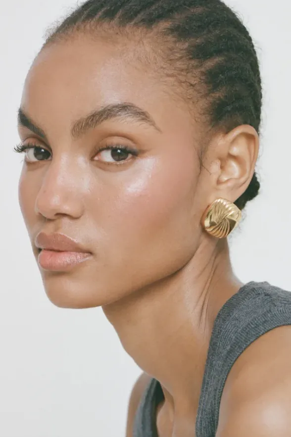 1 Pair Vintage Style Commute Rhombus Plating 304 Stainless Steel 18K Gold Plated Ear Studs display picture 7