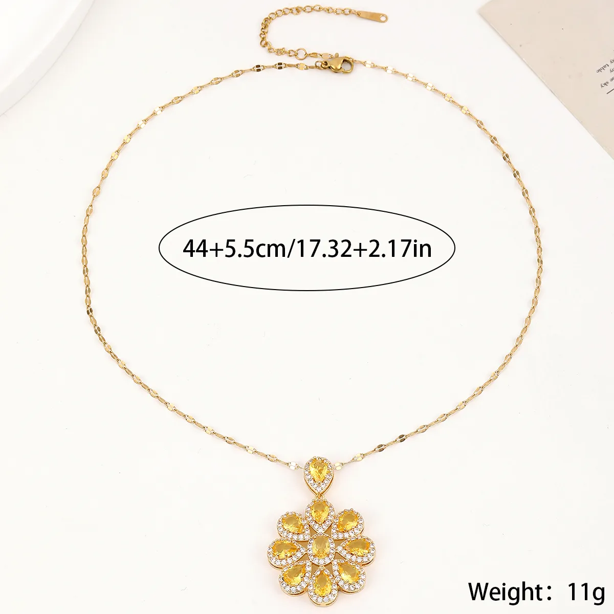 Wholesale Jewelry Casual Flower 304 Stainless Steel Copper Zircon Pendant Necklace display picture 1